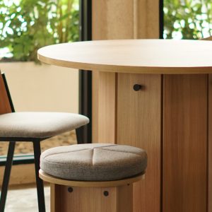 Table (โต๊ะกินข้าว)