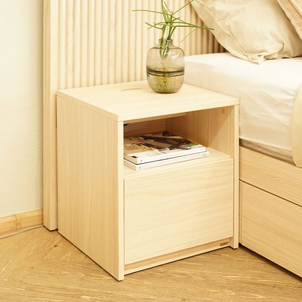 HARV โต๊ะข้างเตียง RON Bedside Table ขนาด W40xD38xH50 รุ่น BS-412